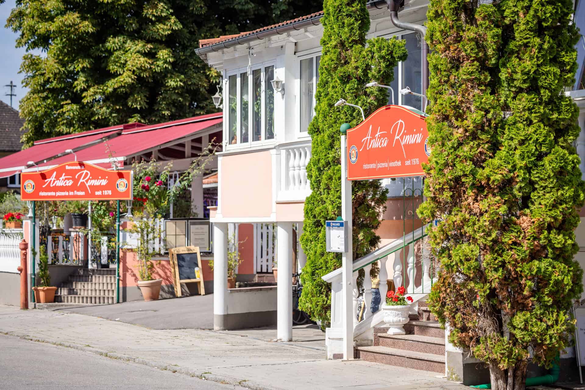 Gemütliches italienisches Restaurant Antica Rimini Penzberg mit mediterranem Flair.